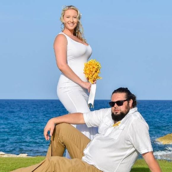 Meet your Posher, Stephanie - Picture 1 of 1